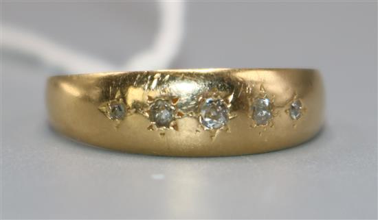 18ct gold gypsy set diamond ring